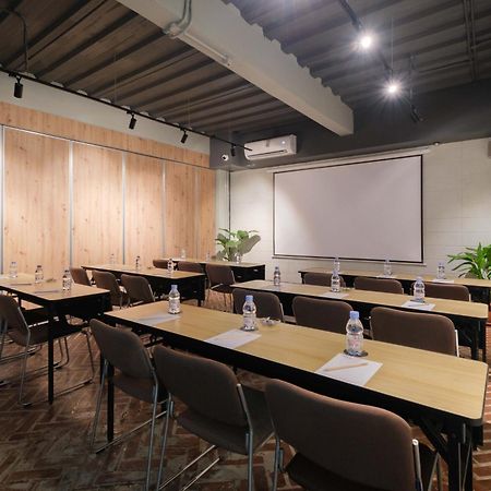 Teduh Simatupang Hotel Jakarta Kültér fotó