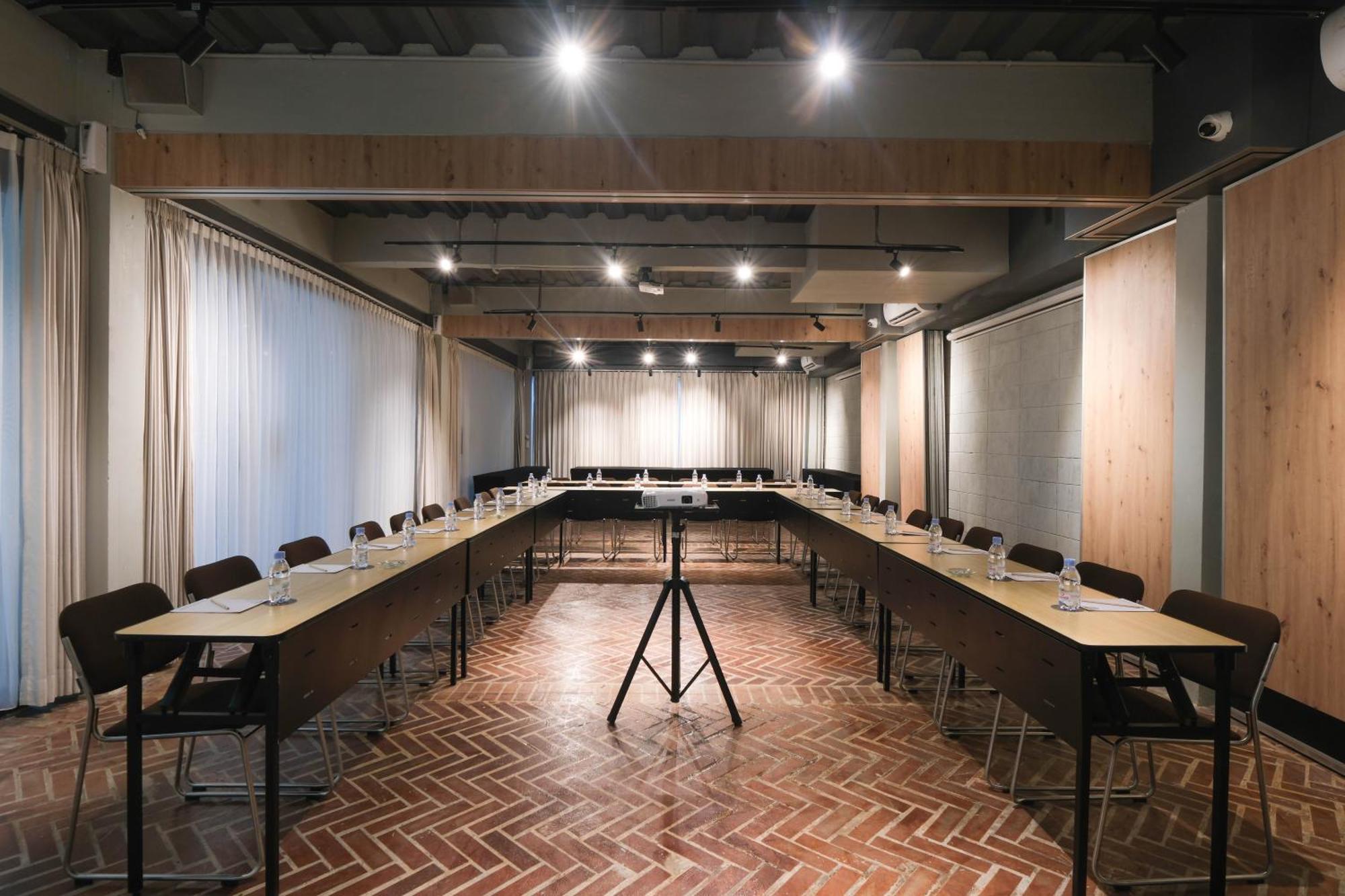 Teduh Simatupang Hotel Jakarta Kültér fotó